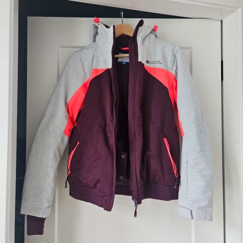 Girls' Two-Tone Hooded Puffer Jacket in Plum & Light Gray
